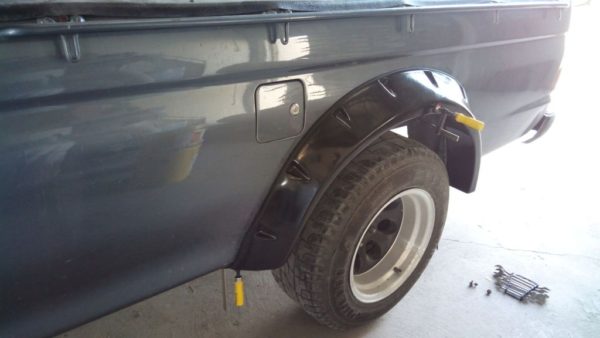 Wide fender flares, wheel arches, pocket style for MITSUBISHI L200 1996–2005 single & extra cab - Image 2