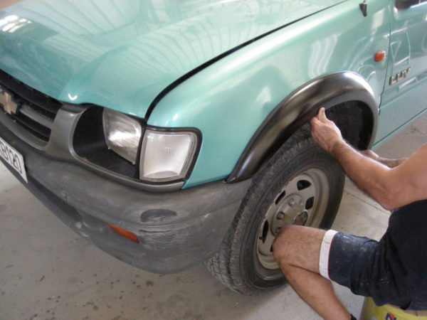 Fender flares wheel arches for ISUZU KB, CHEVROLET LUV, HOLDEN RODEO, VAUXHALL BRAVA, OPEL CAMPO 1997-2003 single and extra cab
